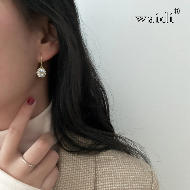 Waidi Summer new style personality creative geometric pendant earrings luxury fashion casual dance party earrings for women