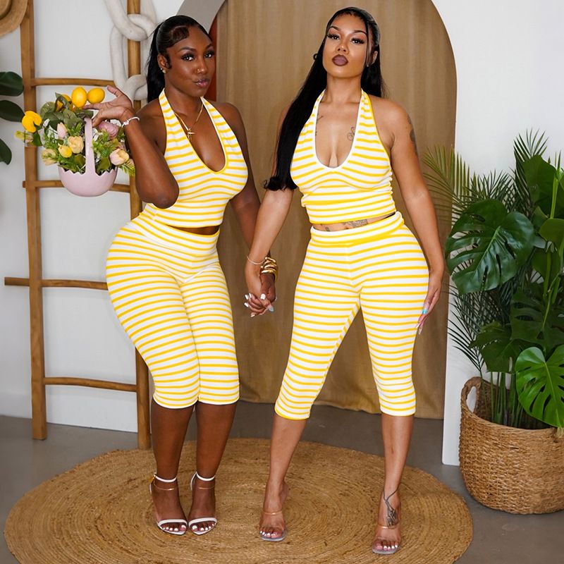European American Women Striped Print Two Piece Outfit Halter Neck Sleeveless Tank Top High Waist Skinny 7/8 Capri Pants Matching Suit Summer Casual Daily Streetwear