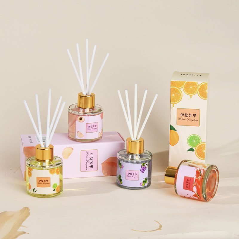 Indoor Flameless Fruit Scent Reed Diffusers-50ml,
Aromatherapy reed diffuser with a 50ml capacity
available in a white glass bottle. Comes in 5 different
scents and perfect for use in the office, washroom,
living room, bedroom, etc.