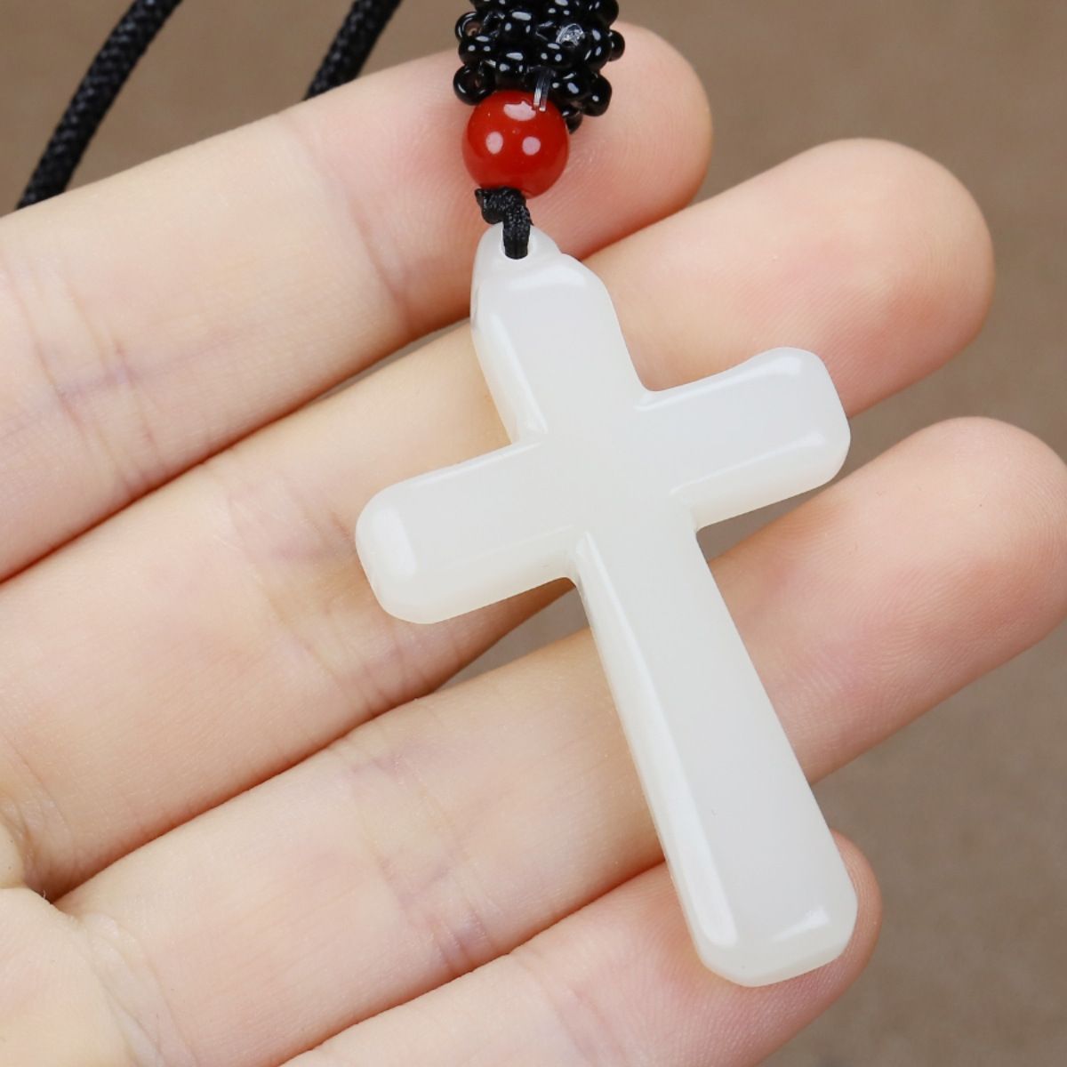 Xinjiang Hetian jade, white jade, jasper cross, pendant suet white jade, cross necklace men and women style.