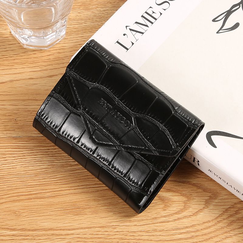 Women Crocodile Pattern Short Wallet, Simple Portable Coin Purse, Multi Card Slots Large Capacity Card Holder Mini Money Clip
