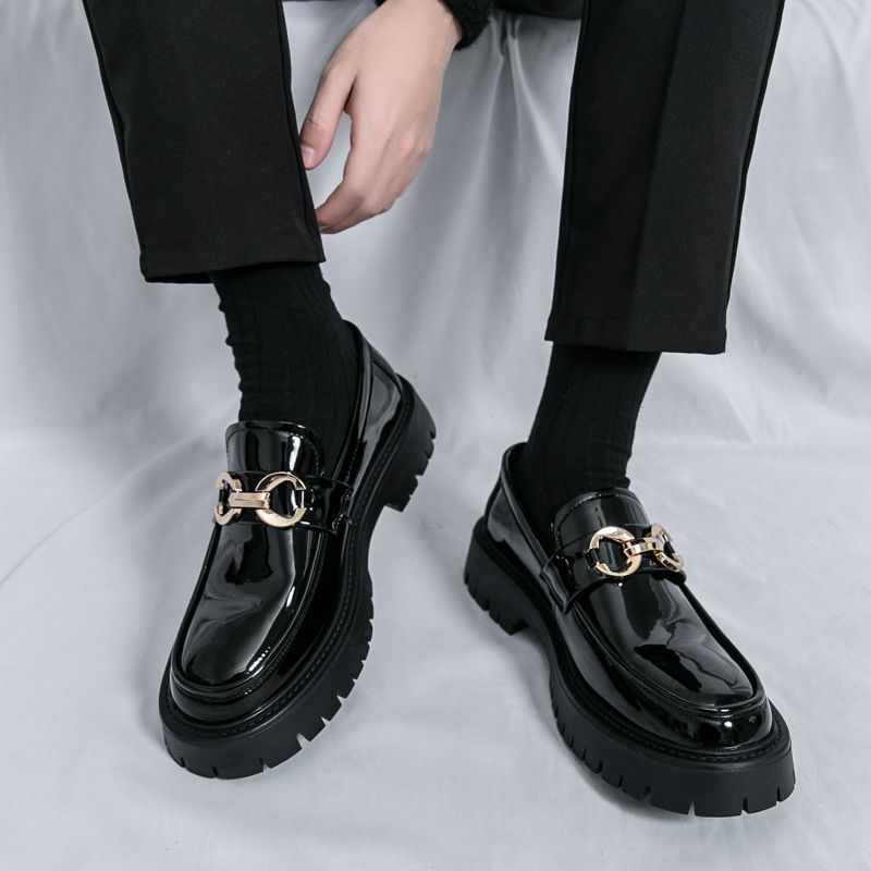 25 Loafers, business formal wear for men, casual men's shoes with horsebit buttons, trendy youth, shiny sponge heels and height-increasing leather shoes