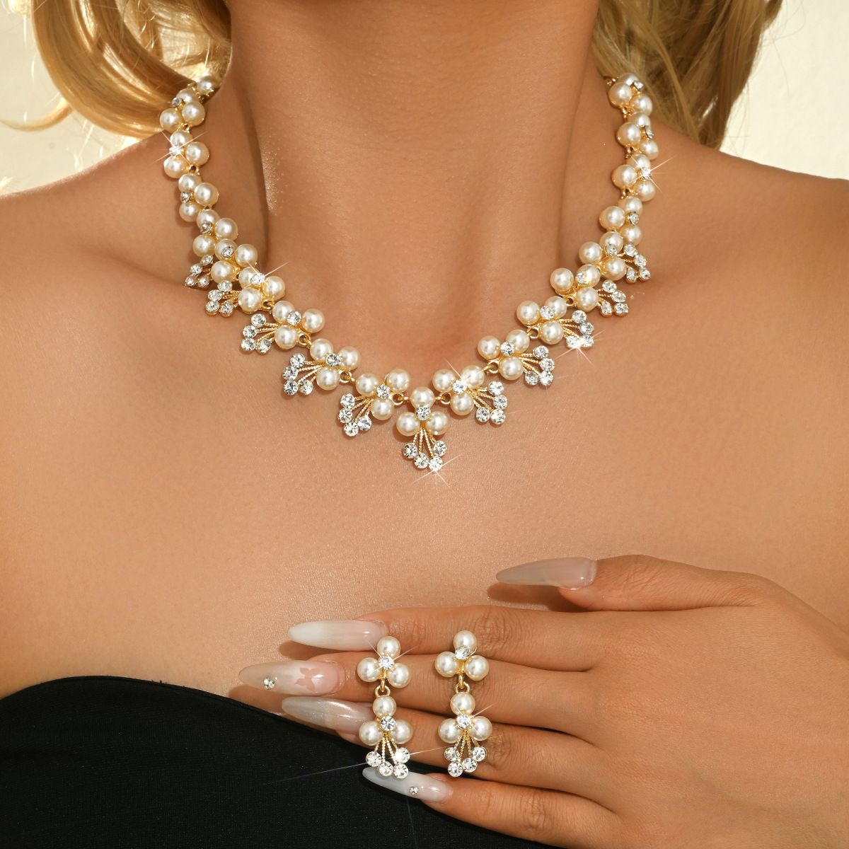 Luxury 2-Piece Pearl Bridal Jewelry Set, Clustered Faux Pearl Adjustable Necklace Measuring 52cm and Matching Cluster Pearl Drop Earrings, Choice of Silver Gold Black Plated Finishes, Chic Women Formal Accessories, Elegant Ornaments for Wedding Banquet Evening Gown Prom Party Classy Holiday Gifts for Ladies
