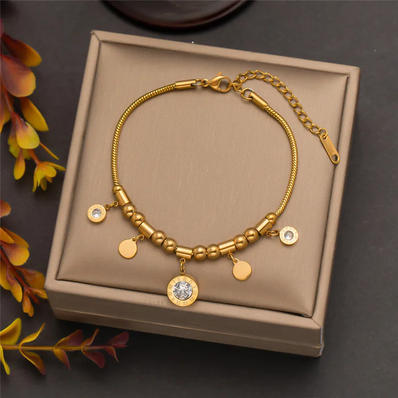 B677 Stainless Steel Round Zircon Multiple Roman Numerals Pendant Bracelet Hand Ornament Elegant Jewelry For Women