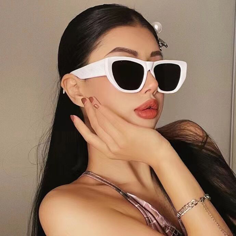 3624 Vintage Square White Sun Glasses Fashion Trendy For Men Women Luxury Designer Sunglasses Sexy Cool Punk Hip-Hop Shades Gafas