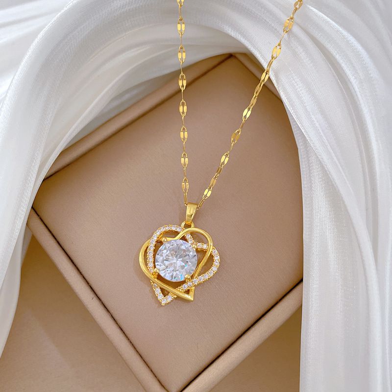 Women Titanium Steel Double‑Layer Heart Pendant Clavicle Necklace, Shiny Micro‑Paved Zircon Inlaid Large Round Crystal Charm Necklace, Elegant Luxury Fashion Neck Jewelry, Adjustable 40+5cm Chain, Versatile Daily Dating Party Accessory Gift for Ladies