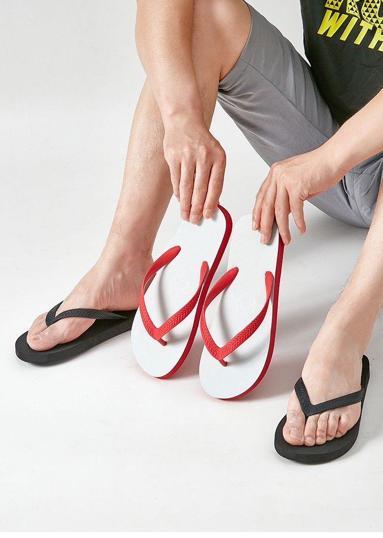 Flip-flops slippers Thailand summer beach outdoor leisure non-slip couple rubber wear-resistant flip-flops sandals 