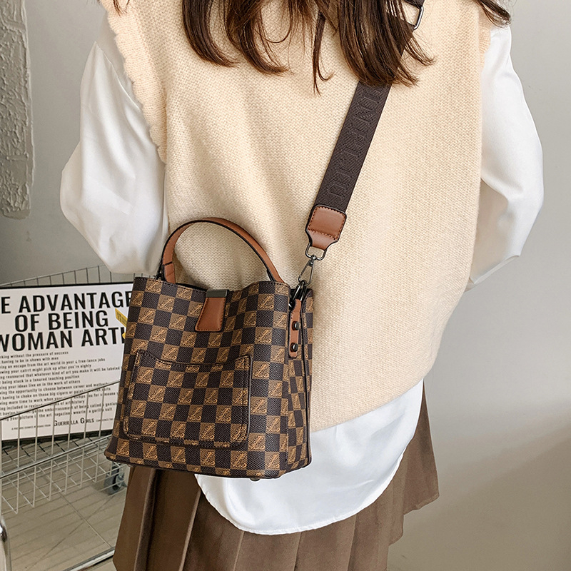 LYMDE&902 Women Large Designer Ladies Hobo Bag Classic Bucket Purse Leather Women's Shoulder Handbags