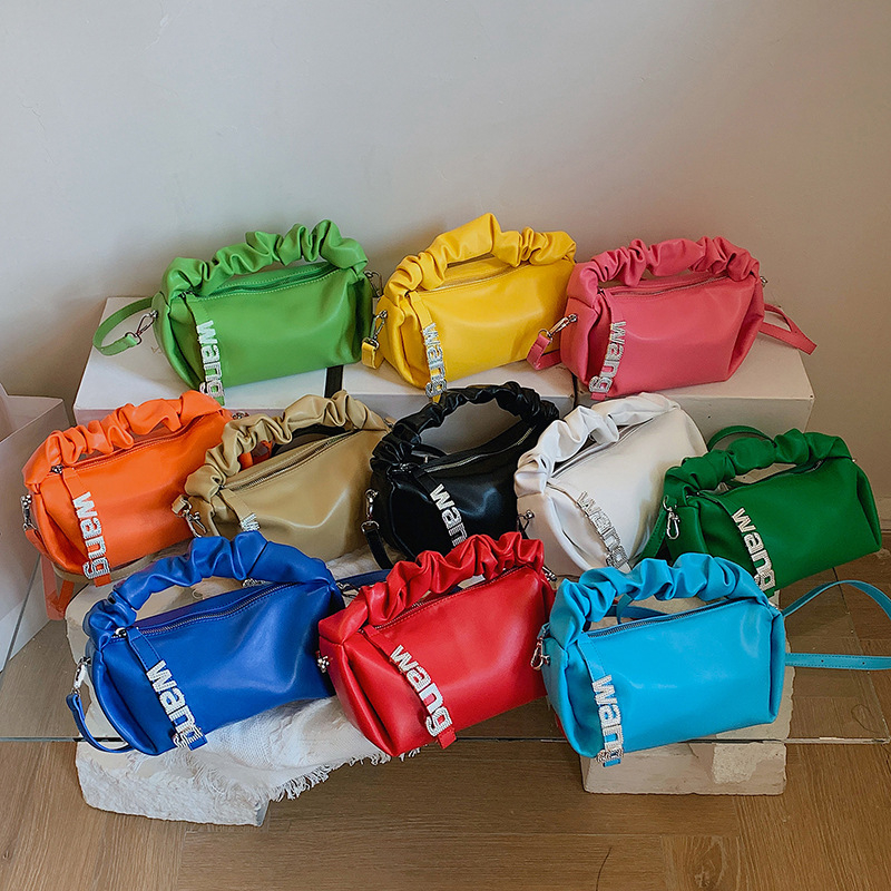 88—1553 New Bright Color Folds Chain Ladies Messenger Bag Evening Handbag Shiny Diamond Shoulder Bags Soft Handbag for Women