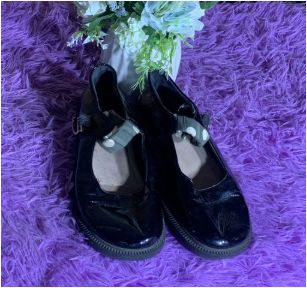FLAT SHOES FOR GIRLS