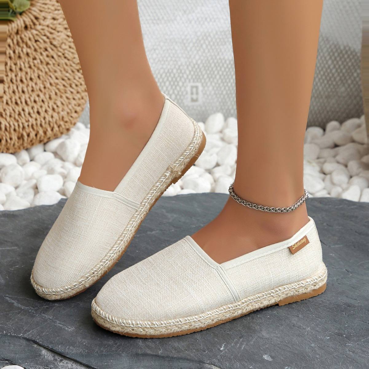 Large size 2025 new casual round head low top shoes waterproof table a lazy shoes Loafer
