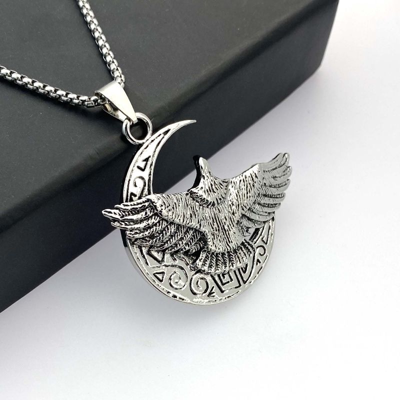 Eagle Soaring Pendant Necklace Titanium steel chain 60cm CRRSHOP free shipping Holiday gifts