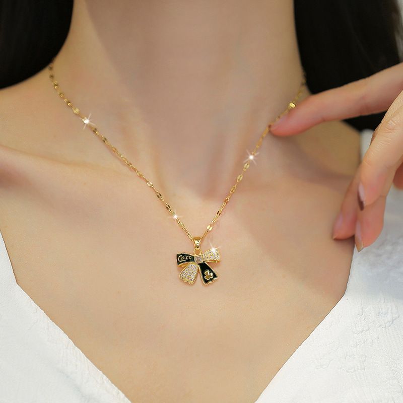 Women Titanium Steel Chain Copper Bow Pendant Micro Pave Rhinestone Four-Leaf Clover Enamel Luxury Palace Style INS Fashion Clavicle Chain Waterproof Anti-Fade Gold Plated Sparkly Neck Jewelry Gift For Daily Dating Party Live Stream Ladies Accessories
