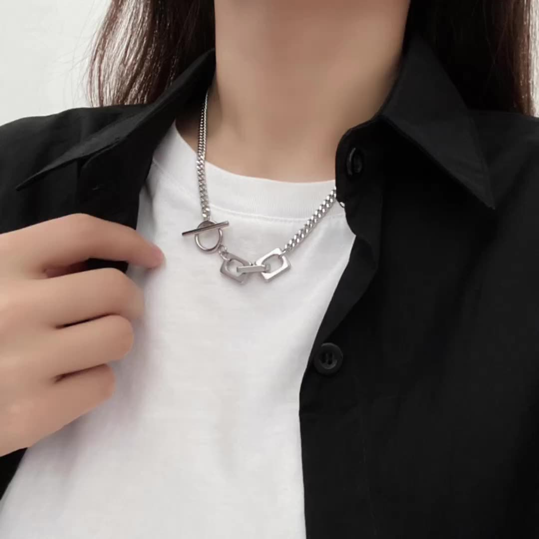 00000970 Gender-Neutral Titanium OT Clasp Necklaces Splicing Elements of Personality Cool Wind Street Short Collarbone Chain