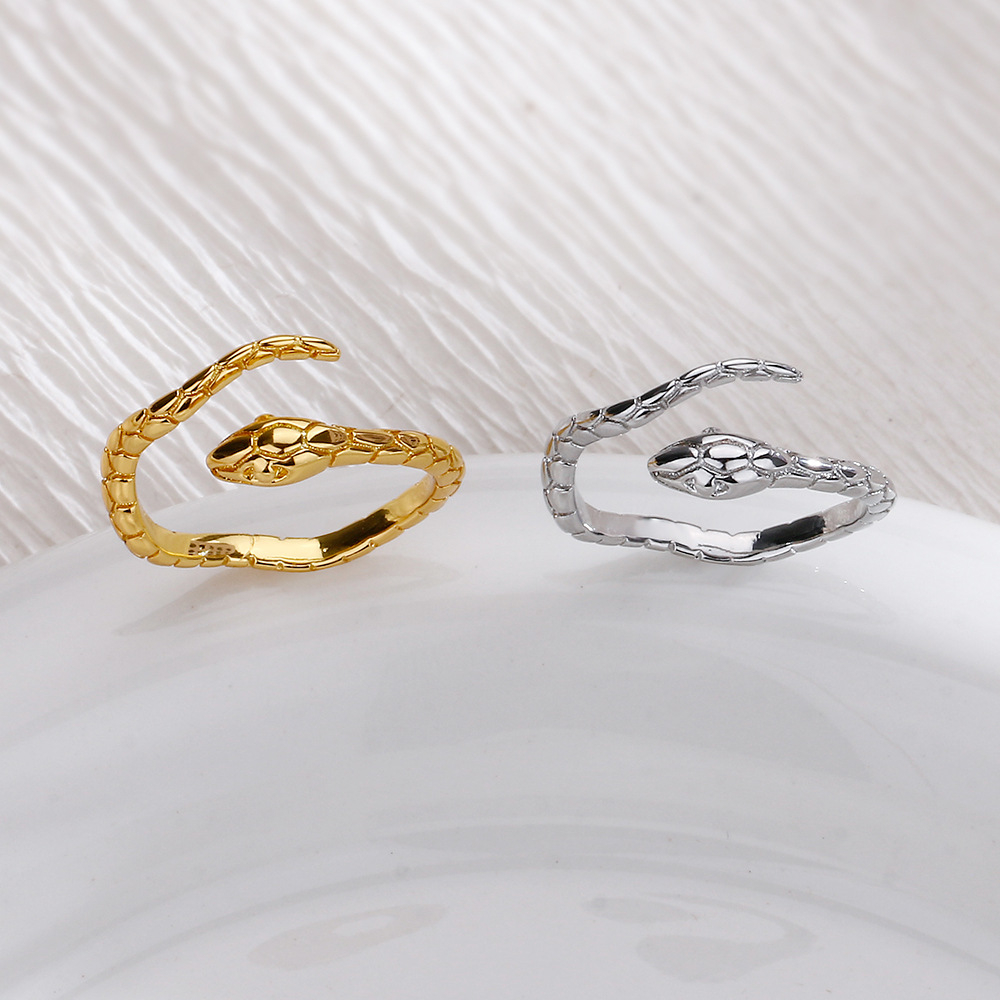 R782、R783 Women's New Textured Little Snake Index Finger Open Ring