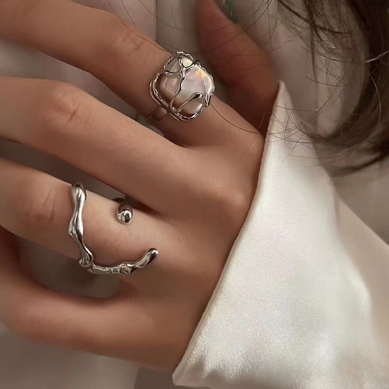 5628201 2Pcs/Set Floral Silver Color Rings Vintage Pearl Finger Ring Set for Women Geometric Metal Rings Wave Opening Ring Jewerly