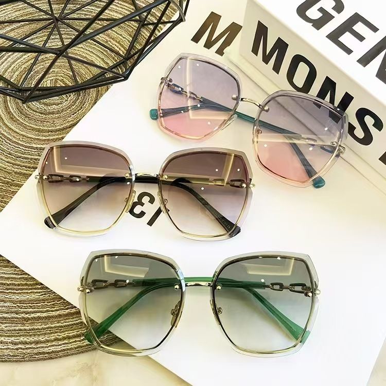 Women Rimless Cut Edge Sunglasses, Ins Trendy Luxury High-end Shades, UV400 Sun Protection Eyewear, Fashion Versatile Streetwear Glasses for Outdoor Daily