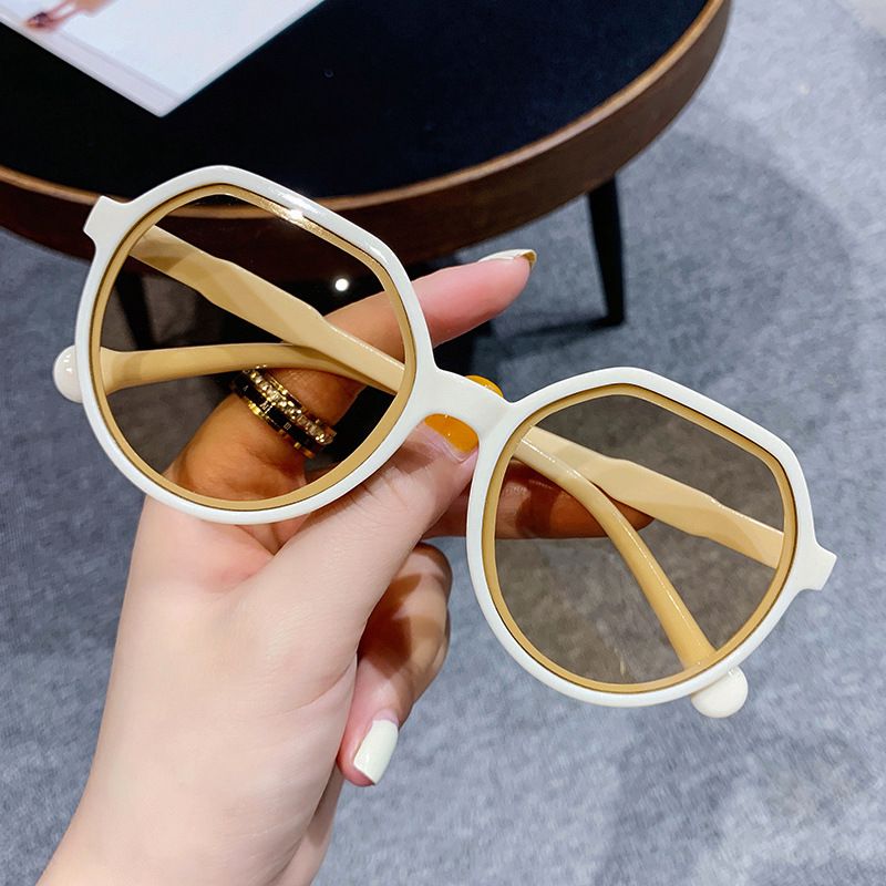 10655 Women's New Vintage Small Frame Sunglasses Outdoor Sunscreen Sunglasses