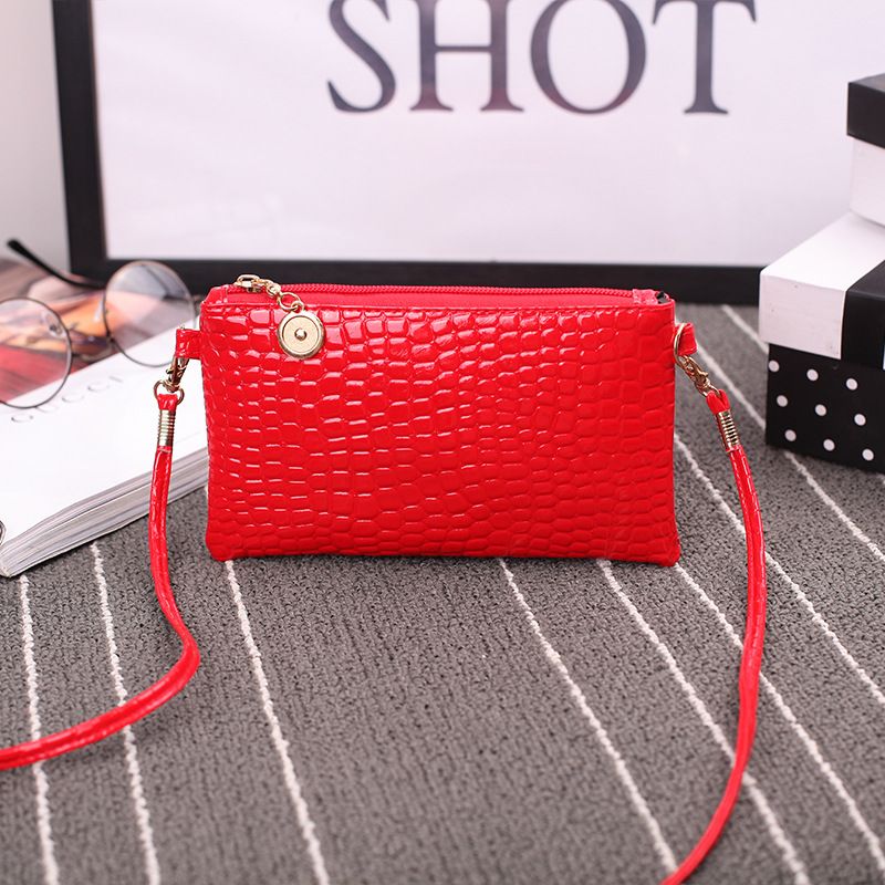 Trendy Crocodile Texture Mini Bag for Women Fashion Ladies Single Shoulder Crossbody Purse Lightweight Daily Small Handbag for Shopping Dating Daily Outings