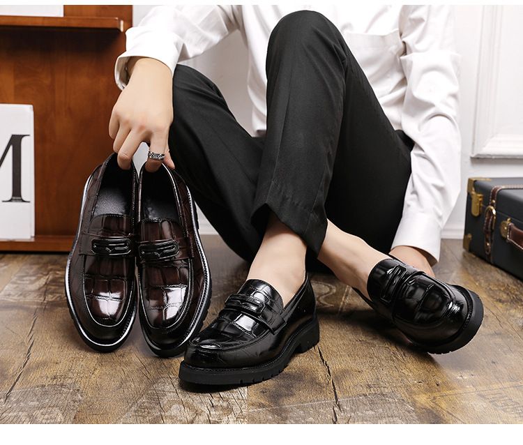 2025 Autumn/Winter new cross-border large-sized leather shoes, shiny loafers, business wedding leather shoes, men's shoe trend 48
