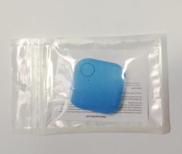 Key Finder, Bluetooth Tracker (IOS & ANDROID), Item Anti-Lost Alarm Locator - Your Ultimate Solution for Locating Keys, Wallets, Bags, and Even Pets, Bluetooth Tracker Anti-Lost, Keychain with Tracking Device for Kids/Bag/Luggage/Elders (Pack 4)