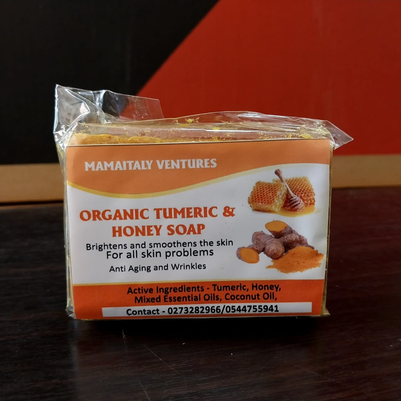 MamaItaly Organic Tumeric and Honey Soap