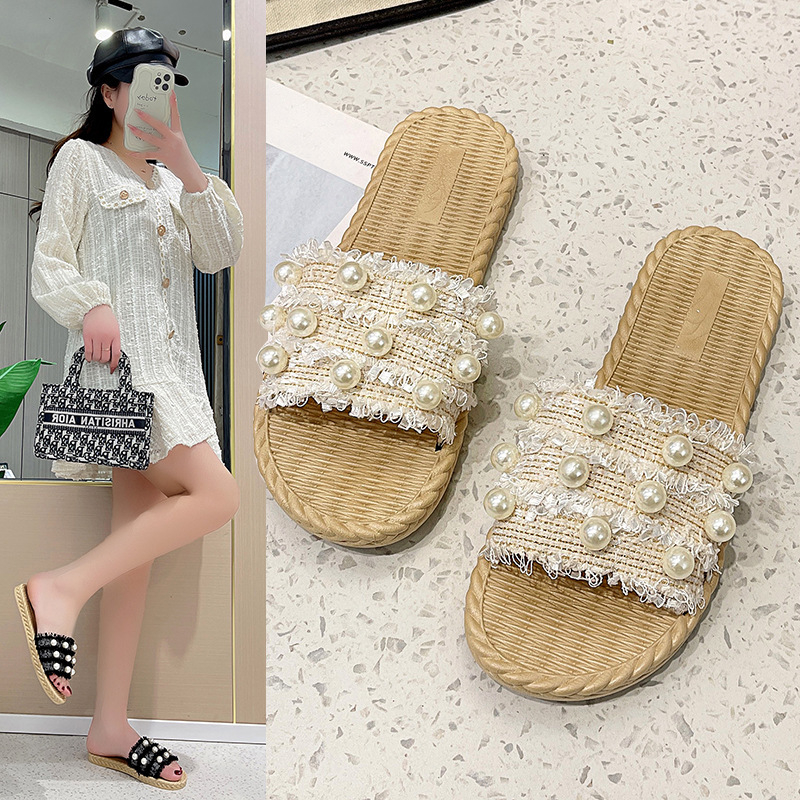 000102 Women Summer Pearl Flip-Flops Slippers Indoor And Outdoor Breathable Flat Beach Slippers