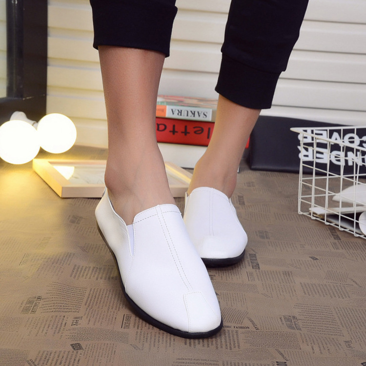 Business casual shoes male leisure shoes white orange black Men Low help Doudou shoes Soft flat bottom leather shoes Lazy shoes Breathable No stinking foot large size 39 40 41 42 43 44 