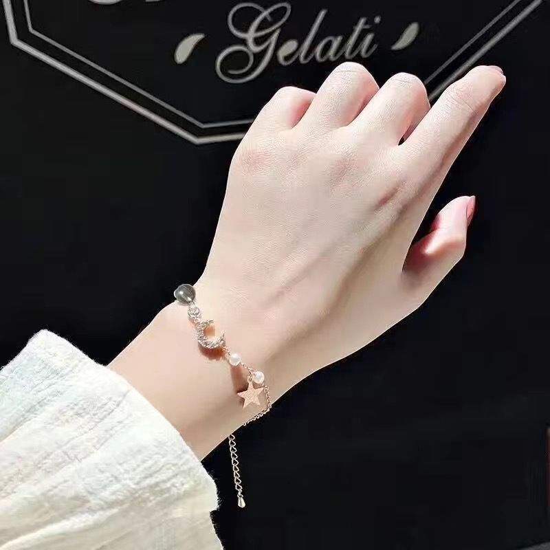 S Women's Niche Simple Star Moon Pearl Bracelet Zircon Geometric Bracelet