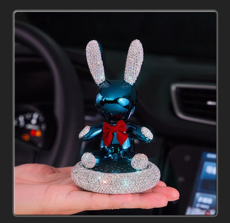 Car perfume Seat Creative Diamond Glasses Rabbit Aromatherapy Shake Head with Drill Rabbit Car perfume Air Refresher