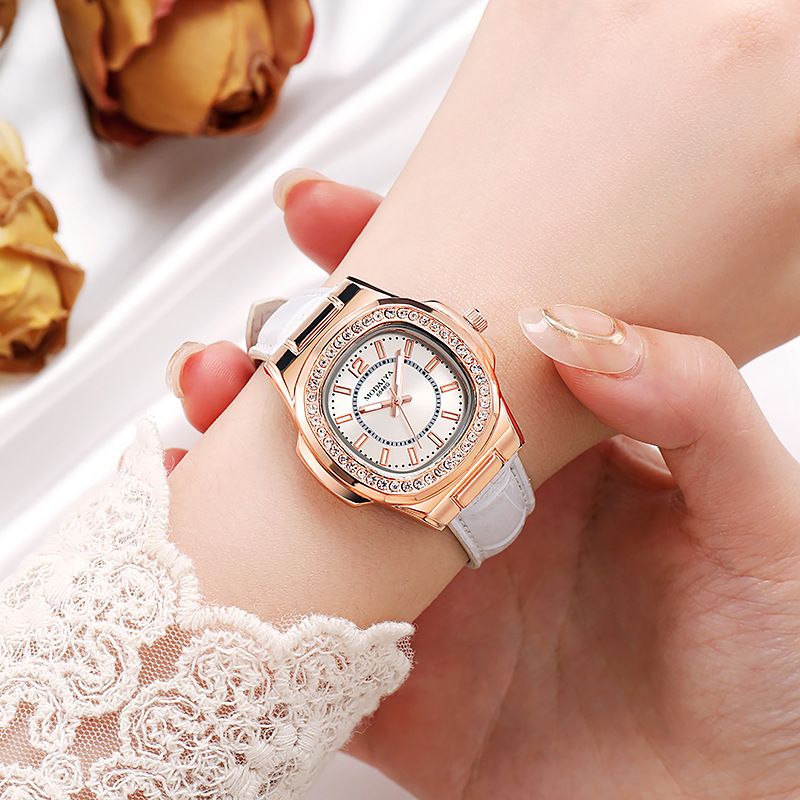 Women's Watches for Ladies Female Square Light Leather Band Fashion Casual Simple Rhinestone Quartz Analog Wrist Watch