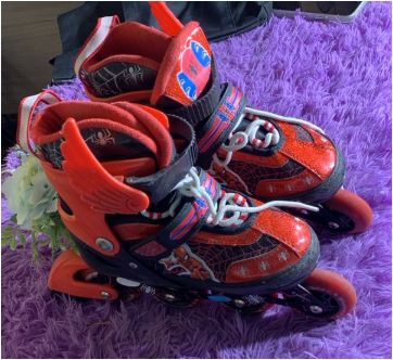 Adjustable Roller Skates 
