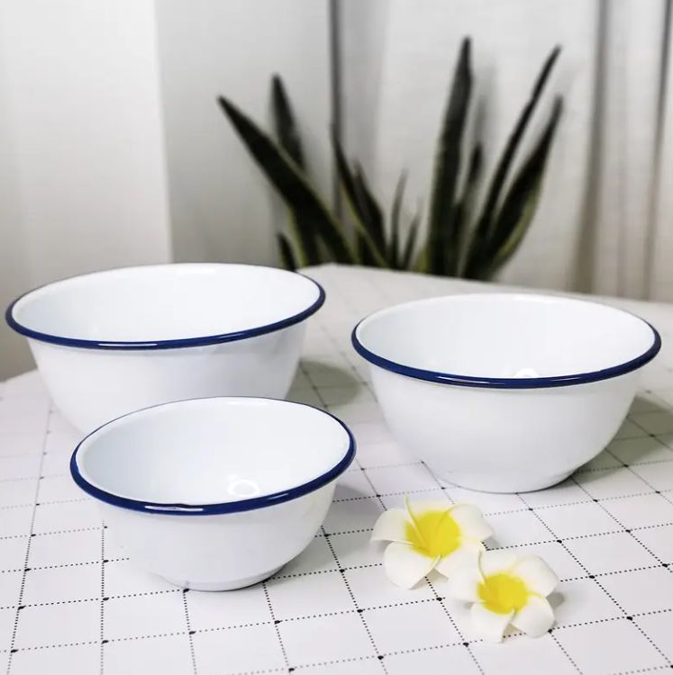 Retro Glossy Porcelain Ceramic White Round Enamel Bowl With Green Rim - Microwave And Dishwasher Safe - TC-133 / TC-067 / TC-138