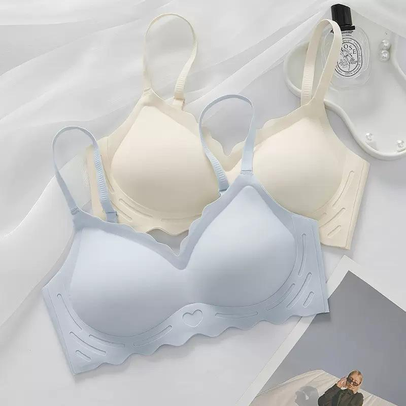 705 No Trace Top Women's Underwear No Steel Ring Pure Desire Comfortable Upper Support Sling Adjustable Beauty Back Bra Thin Section