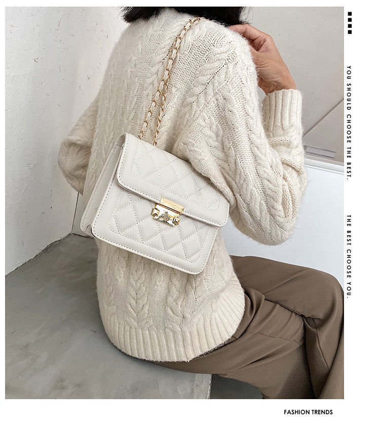 Autumn and winter advanced sense chain simple sense black niche design small CK bag female 2021 new tide diagonal slung all match