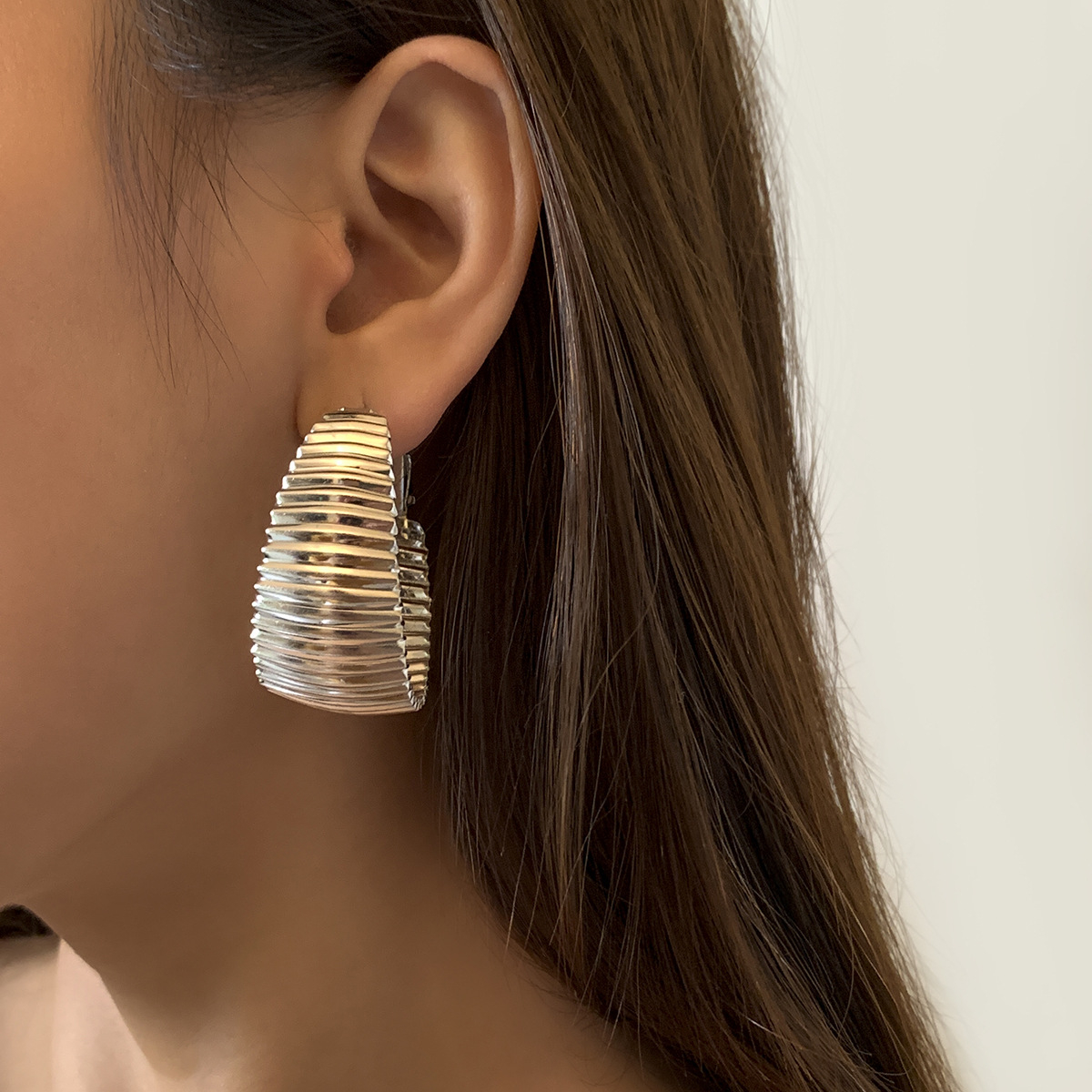2179 Lightweight Wide Chunky Textured Twisted Hoop Earrings Delicate Jewelry Gift for Women Girls
