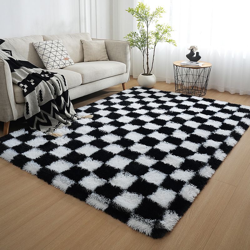 Silk carpet Black and white checkered carpet, checkered carpet, living room, coffee table, bedroom, bedside carpet, sofa floor mat