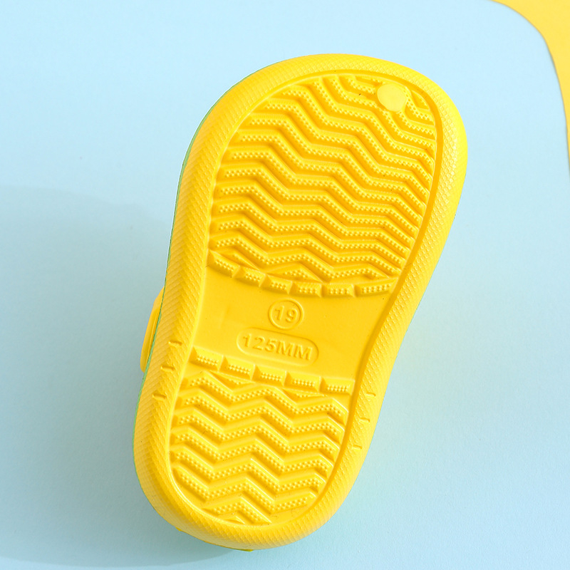 Yellow Duckie Summer sandals kids Mules Baby Boys Girls Cartoon baby Sandals Flat Heels Solid Cartoon Slippers Children's Garden Shoes