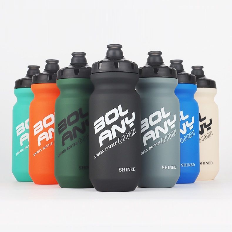 Squeezing Cycling Water Bottle PP5 Sports Water Bottle 610mL Outdoor Fitness Mountaineering Running Water Bottle Sports Water Bottle