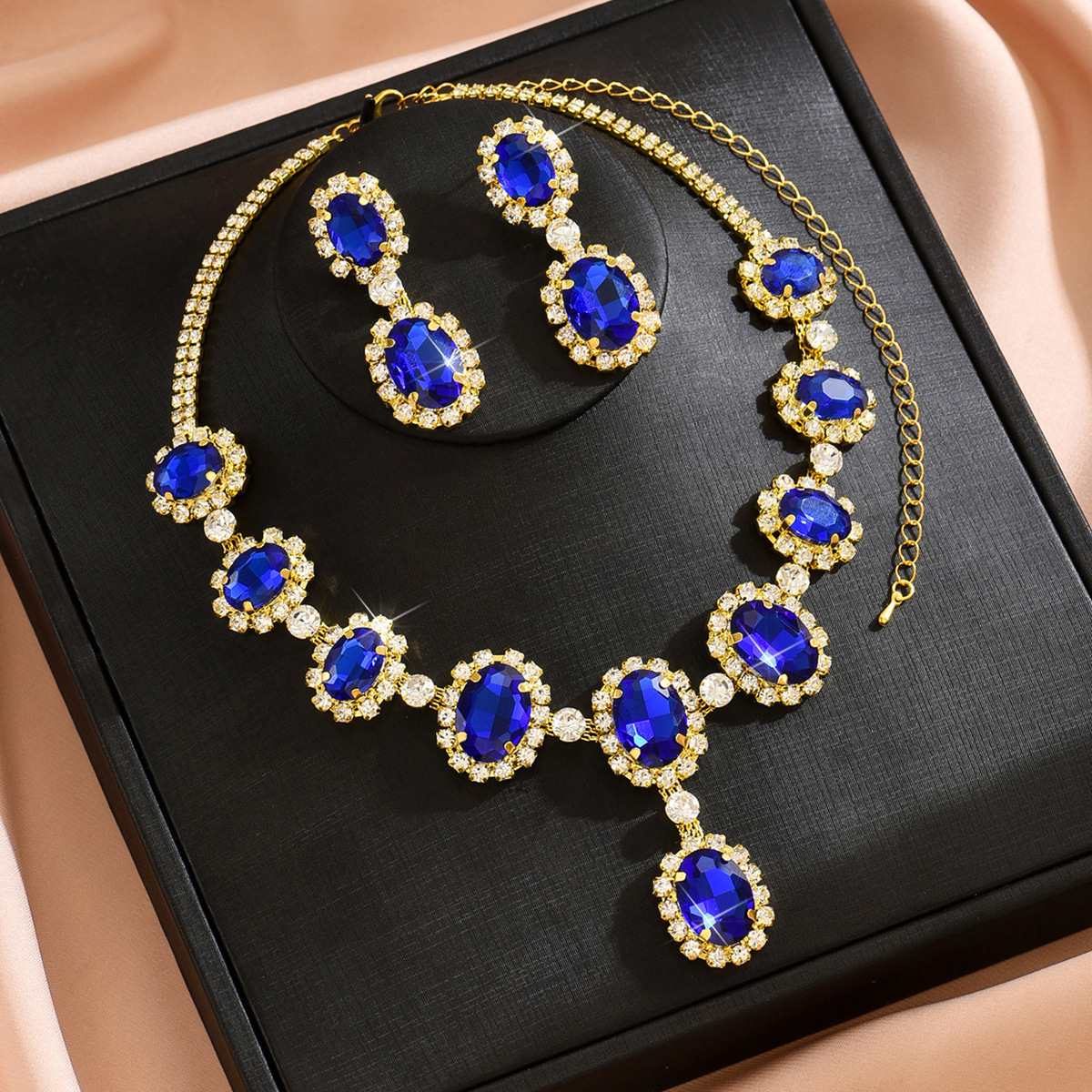 Stunning Halo-set Colored Oval Gem Necklace Earrings 2Pcs Bridal Jewelry Set Adjustable 38cm+18cm Extended Chain Four Vibrant Color Choices Dazzling Border Rhinestones Bold Stylish Silhouette Eco-friendly Alloy Elegant Ornaments Wedding Banquet Evening Prom Gown Statement Women Fashion Festive Gift Accessories
