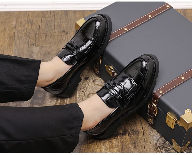 2025 Autumn/Winter new cross-border large-sized leather shoes, shiny loafers, business wedding leather shoes, men's shoe trend 48