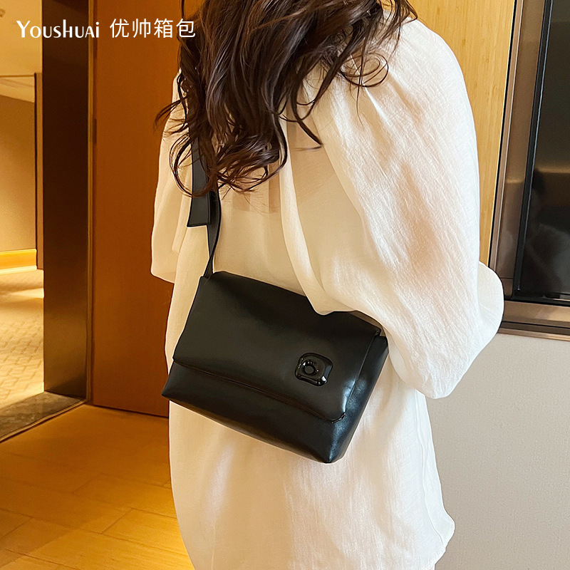 XL-020 Women Bag New Fashion Popular French Style Small Ladies Shoulder Bag Women Cross-body Bag
