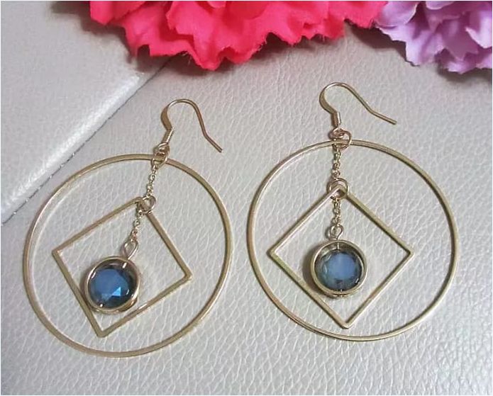 Brass Silver Color Oval Model Women's Earrings
