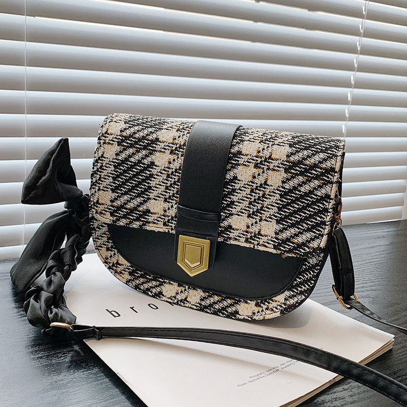 3-727-1 Retro Fashion Woolen Cloth Contrast Color PU Leather Crossbody Bag Saddle Bags Ladies Shoulder Bag
