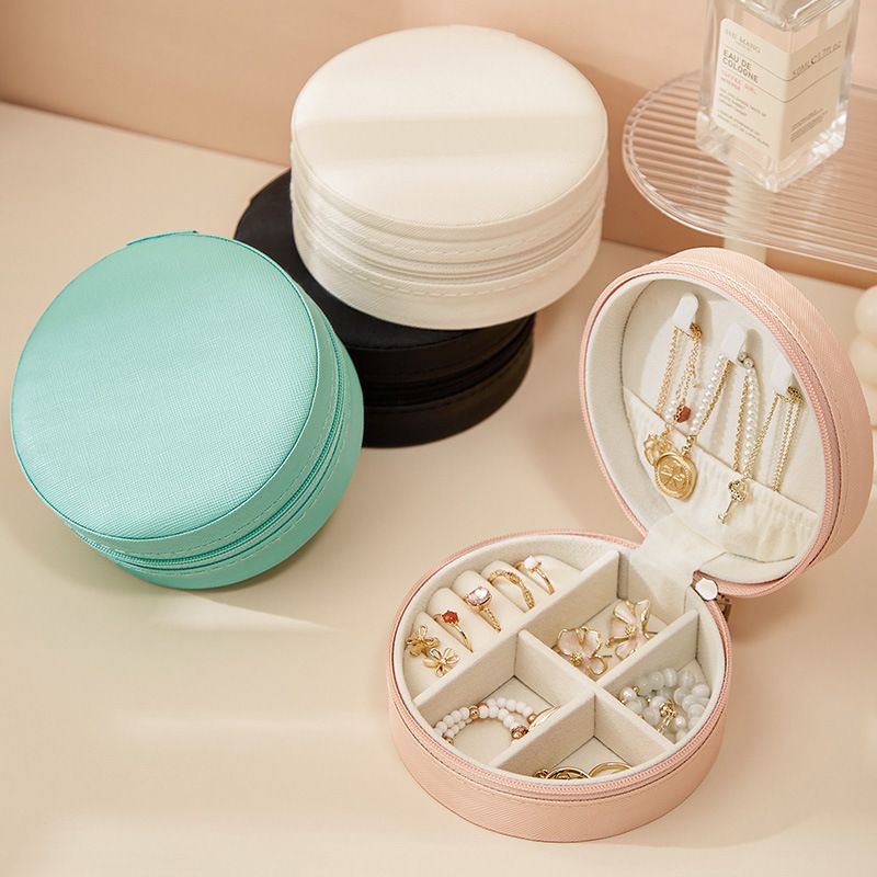 SP01257 Pu Leather Pretty Little Travel Size Box Round Mini Jewelry Box For Jewelry Package