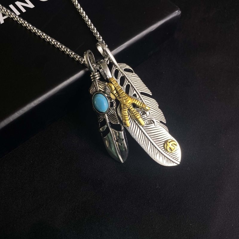 Feather pendant men's trendy necklace, leaf pendant long necklace 70CM titanium steel chain pendant necklace