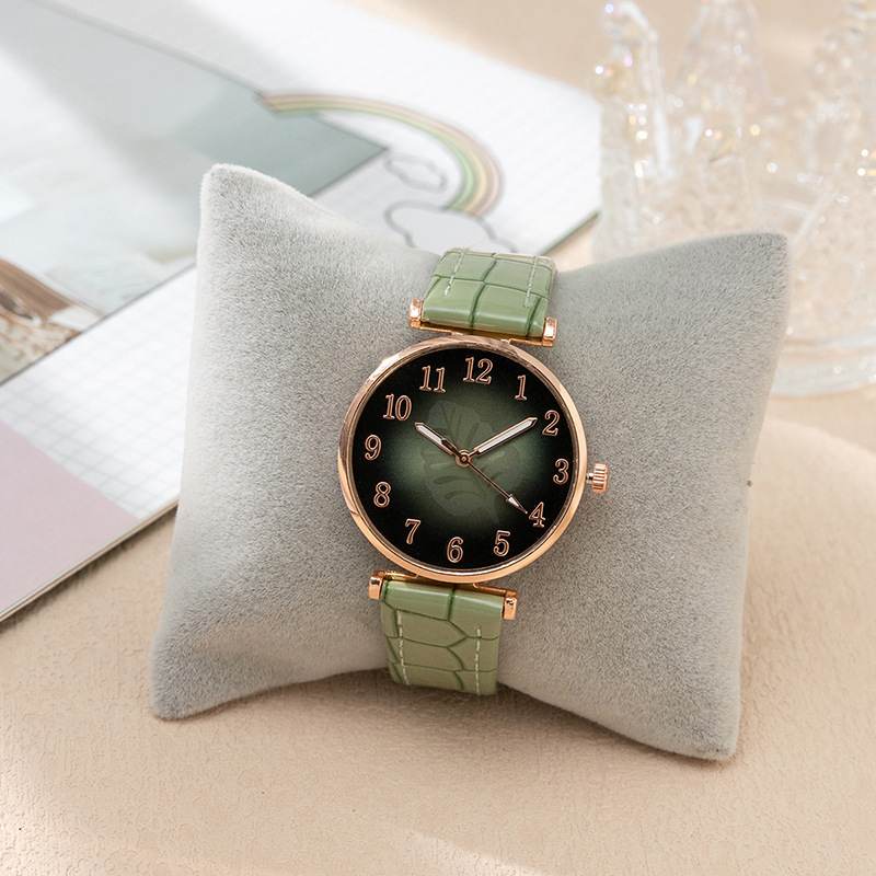 PD1035 Simple Women Quartz Watches Ladies Alloy Luxury Leather Strap Ladies Dress Clock Wristwatches