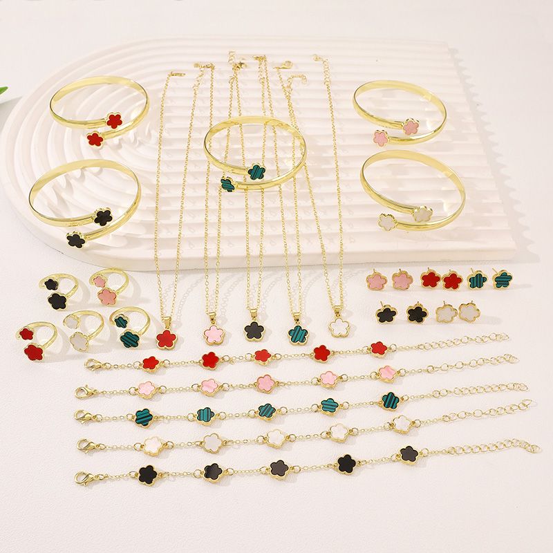 5-piece set Women's minimalist five leaf grass jewelry set, lucky flower necklace, versatile hand jewelry earrings