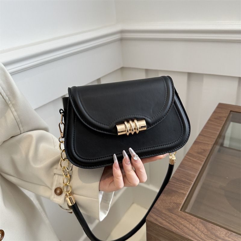 JL8420 Solid Color Ladies Hand Bag Women's Chain Underarm Bag Pu Leather Purses And Shoulder Handbags For Women