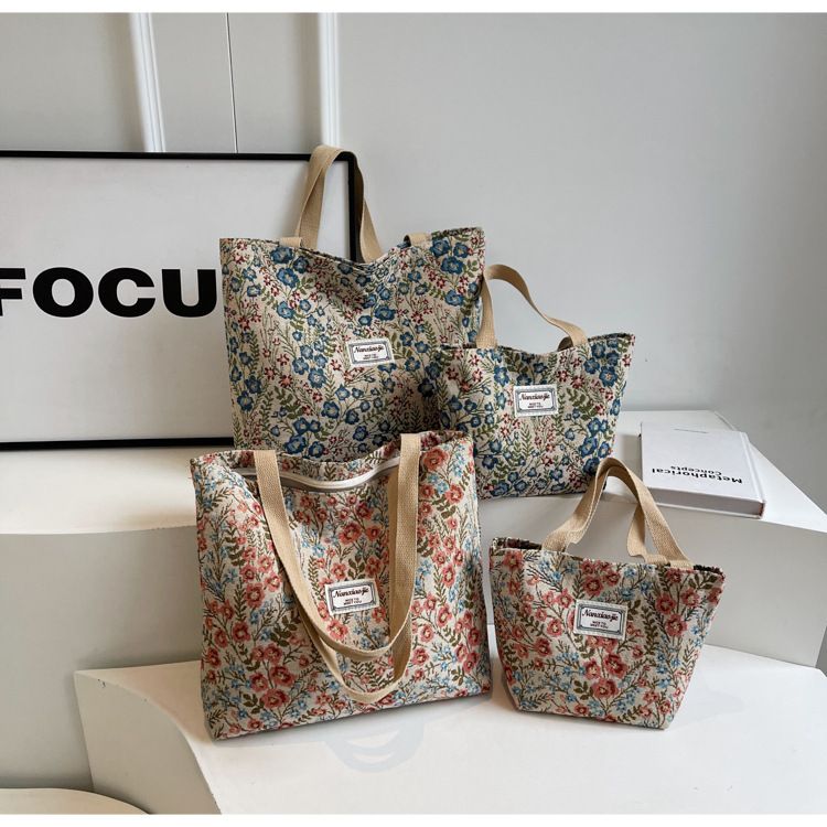 Large Capacity Canvas Tote Bag, Fashion Versatile Handbag & Shoulder Bag, Ins Style Casual School Bag for Female Students Daily Study & Outdoor Use
